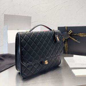 Дизайнерский рюкзак кожаный рюкзак дизайнеры классический пакет для лопаток женская книжная сумка мужская сумка роскошные пакеты сумок роскошные сумочки 31 см.