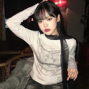 Kadın Tişört Kore Retro O boyun dövmesi Baskı Uzun Kollu Tişört Kadınlar Sonbahar ve Kış Sokak Giyim Takmaşıkları Tüm Maçlar Sıradan Tops 230306