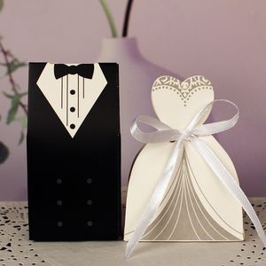 Hediye sargısı 100pcs gelin hediye kılıfları çantalar damat smokin elbise elbisesi kağıt mariage boda dekorasyon bomboniere şerit düğün iyilik şeker kutuları 230306