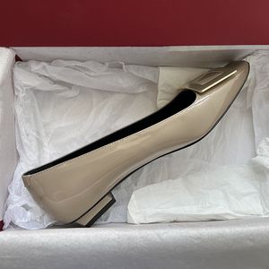 Дизайнерская обувь для бассейнов бриллиантовые шелковые туфли 23s Loafers ровные каблуки Женская вечеринка платья страза Связанный и универсальный банкет