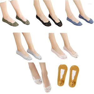 Kadın SOCKS 1 Çifti Kadın Dantel Yok Show Sock Low Cut Slip Flats ile Görünmez Daireler Pompalar Öğrenci Kızlar İçin Tekne Tugonu Bahar L5YB