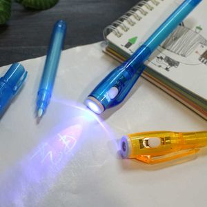 Vurgu 1 adet yaratıcı sihir uv ışık kalemi görünmez mürekkep komik işaretçi kalem çocukları öğrenciler yenilik öğesi kırtasiye ofis okul malzemeleri j230302