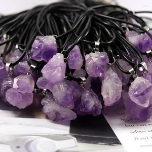 Подвесные ожерелья натуральные драгоценные камни Каменное ожерелье Сырое аметист кварц -фиолетовый хрустальный кластер для женщин мужские ювелирные аксессуары