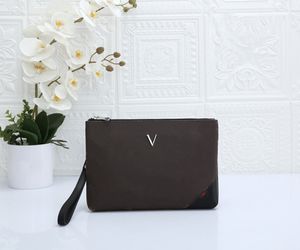 Şehir Debriyaj Çanta Tuvalet Çantası Zincir Tasarımcı Kadınlar Wristlet Telefon Çantaları Accessoires Anahtar Torbalar Zapped Para Çantası Günlük Çanta Bilek Cüzdan Cüzdan Kart Tutucu Sacoch