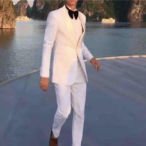Erkek Suit 2023 Erkekler Beyaz Şal Yakası 2 Parçası İnce Fit Özel Yapımı Bir Düğme Damat Düğün Smokin Giyim