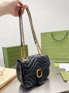 Üst tasarımcı kadın çanta zinciri kare şişman adam bir omuz çantası nakış düz renkli organ çantası Medusa kafa logosu basit küçük kare yüksek kaliteli