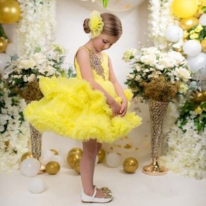 Girl Dresses Girl's Yellow Stuffy Ruffles Girls Gune Lunghezza V Neck Little Princess Birthday Party Gown Abito da concorso natalizio 1-14 anni
