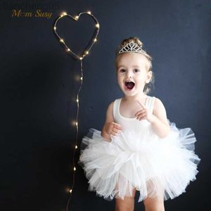 Kızın Elbiseler Bebek Kız Prenses Tutu Elbise Kolsuz Bebek Yürümeye Başlayan Kabarık Bale Elbise Siyah Pembe Beyaz Parti Dans Bebek Kıyafetleri 1-8y W0314