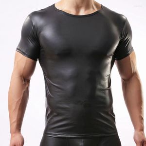 Erkekler Tişörtler Erkekler Seksi Pu Deri Üstler İnce Fitness Tshirt Gece Kulübü Aşamalı Gay Adam Siyah Tees Büyük Boyut Giysiler Damla