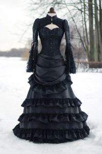 Düğün Viktorya Vintage Gotik Siyah Bustle Tarihi Ortaçağ Gelin Önlükleri Yüksek Boyun Uzun Kollu Korse Kış Cosplay Masquerade Elbiseleri