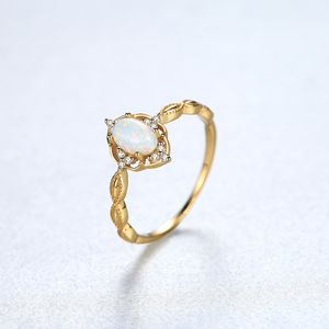 Новый винтажный дворцовый стиль Opal S925 Серебряное кольцо светильника роскошные 18 -километровые женские женские кольца.