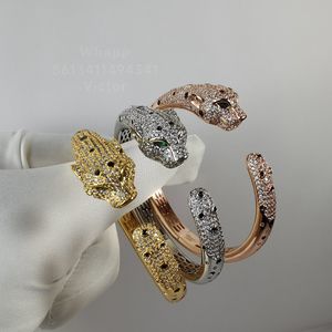 panthere bileklik Charm bileklik kadın tasarımcı için elmas Zümrüt Altın kaplama 18K T0P kalitesi en yüksek sayaç kalitesi moda lüks takı kız arkadaşı için hediye 015
