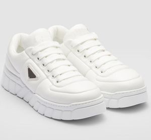 Mükemmel marka yastıklı erkek spor ayakkabılar ayakkabı beyaz siyah deri eğitmenler açık açık eğitmenler erkekler rahat yürüyüş EU38-46