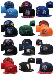 Kadın erkekler snapbacks takılı şapkalar nakış futbolu kemik topkball vizörler pamuk mektup topu flex fleet fleanies düz şapka hip hop sporları açık havada snapback boyut kapağı karışımı