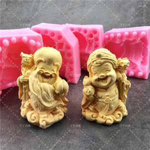 Pişirme kalıpları 2pcs 3d şanslı bebek büyükanne ve büyükbabaları çikolata sabun diy fondan kek dekorasyon araçları silikon kalıp mutfak gereçleri