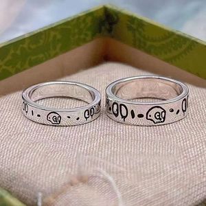 Clássico masculino designer amor anéis para mulheres fantasma crânio anel banhado vintage sier carta moda unisex homme bague