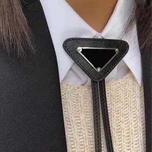 Gravata galheta de seda feminino amarra a gravata de terno de gravata de nezas de pele de cor sólida de cor sólida