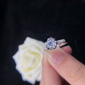 Küme Yüzükleri Vintage Lotus Takı Geçidi Testi 1CT D VVS1 MOISSANITE Pırlanta Yüzüğü Gerçek 14K Beyaz Altın Nişan Kadın Düğün