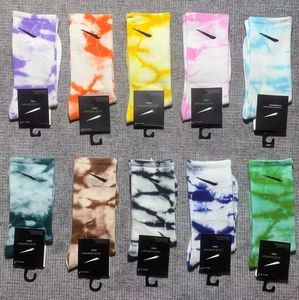 Atacado meias masculinas femininas meias de algodão puro 10 cores esporte meias carta nk cor tie-dye impressão tamanho EU34-44