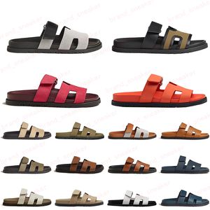 Tasarımcı Sandal Chypre Terlik Erkekler Kadınlar Orijinal Deri Takip Süet Slaytlar Kauçuk Düz Sandalet Sıradan Çiftler Klasik Yaz Plaj Flip Flops Boyut 35-45