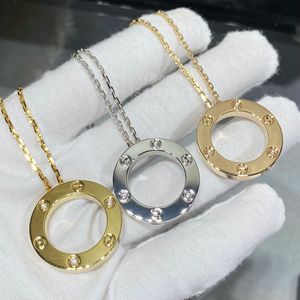 Collana AMORE GRANDE per donna designer per uomo Placcato oro 18K T0P qualità alta contro qualità moda gioielli di lusso regalo squisito per la fidanzata 008