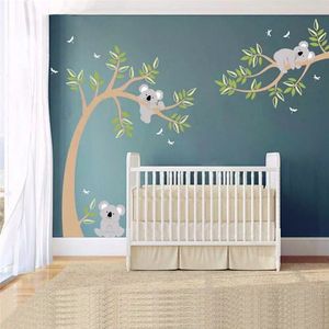 Duvar çıkartmaları Büyük koala ağaç duvar çıkartması anaokulu bebek odası dekorasyon çocuk odası erkek kızlar oda sanat diy vinil poster 230331