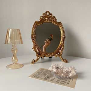 Duvar çıkartmaları Vintage altın ayna masa dekoratif Avrupa reçine oymalı yuvarlak antika dresser standı kozmetik s dekor 230330