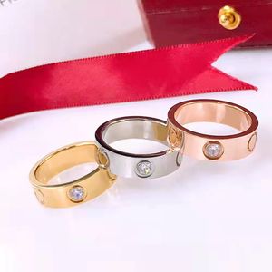 Band Love Rings Gioielli firmati Oro rosa Argento placcato Acciaio al titanio con diamante Fashion Street Coppia casual hip hop Anello sottile classico Le donne amano l'anello a vite da uomo