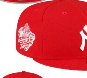2023 Мужские бейсбольные шляпы Sox la в роли классического красного черного цвета хип -хоп нью -йоркский спорт Полный закрытый дизайн Caps Capeau 05 Stitch Heart 