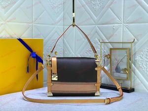 Vorfrühling Crossbody Umhängetasche Reisetasche Wandmontierte Tasche Designer Traditionelle Kofferelemente Tragbare Luxustaschen Satchel