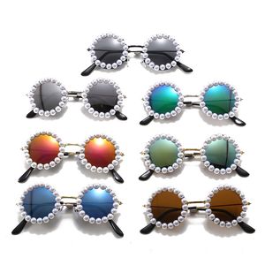 Модные дети липкие жемчужные солнцезащитные очки круглые рамы белые жемчужины украшены солнцезащитными очками прекрасные солнцезащитные очки UV400 с 7 цветами очков оптом