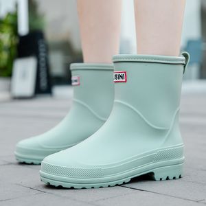 Yağmur Botları Su Kadın Su Geçirmez Ayak Bileği Kauçuk Kadın Rahat Çalışma Bahçe Galoş Ayakkabı Sapato Chuva 230504