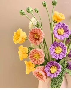 Dekoratif Çiçekler 10 PCS Suzuran Tığ işi Çiçek Büyük Örgü Mutluluk Buket El Dokuma Ebeveynler için Bitmiş Ev Dekoru Hediyeleri