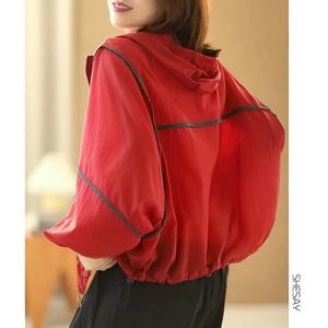 Женские куртки женская куртка легкая солнцезащитная одежда Лето бесплатная доставка анонтерическая дышащая корейская мода свободная оптом 230505