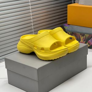 Горячие резиновые мулы Slippers Slides Sandals Flattie каблуки на каблуках открытые роскошные роскошные дизайнеры для роскошных дизайнеров