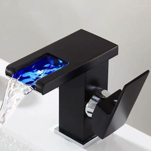 Banyo Lavabo muslukları A9lb LED Işık Musluğu 3 Renk Değiştirme Şelale Spout Tek Tığ Aili Soğuk ve Su Karıştırıcısı