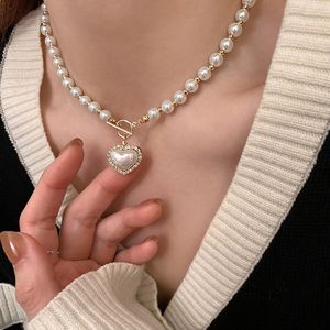 Zarif Büyük Beyaz Taklit İnci Boncuk Kolye Kadınlar Kristal Kalp Kabuğu Kolye Tatlı Düğün Partisi Takı Collier Femme