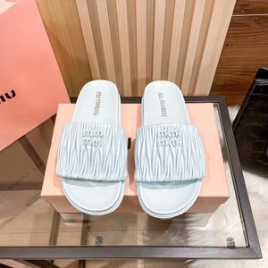 brand MIU Slippers Women Flat Sandals Matelasse Slide Shoes MM Fashion Top Quality Designer Banquet Summer Leather Sandals Multicolor Flat Heel Mule Size 35-41