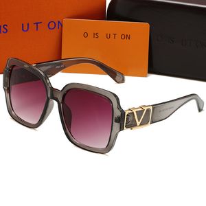 Дизайнерские солнцезащитные очки Louiseities Viutonities Фирменные очки Outdoor Shades PC Fashion Classic Ladies Luxury Солнцезащитные стеклянные зеркала для женщин с коробкой 8866