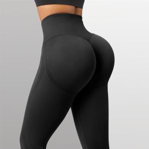 Yoga Outfits RUUHEE Seamless Leggings Solid Scrunch Butt Lifting Booty High Waisted Sportwear Gym Tights Push Up Women For Fitness 230506