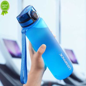Sıcak Satış Spor Su Şişesi 500/1000ml Protein Shaker Açık Mekan Seyahat Taşınabilir Sızdır Dışı İçki Plastik İçecek Şişesi BPA ÜCRETSİZ