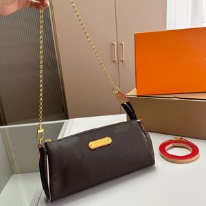 Kadın zincir çanta Çanta Tasarımcısı Çanta eva Favori Crossbody Çanta Kahverengi Çiçek Deri Tek Omuz Koltukaltı çift amaçlı çanta