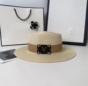 Yaz kadın geniş ağzı şapka hasır şapka ünlü tasarımcı marka mektubu baskı güneş koruma plaj kişilik kız açık güneşlik düz kapak moda aksesuarları