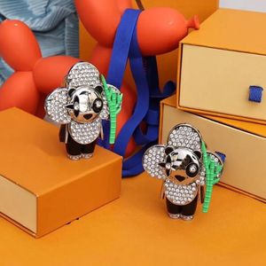 Anahtarlıklar Landards Anahtarlıklar Landards Tasarım Çantası Lüks Tasarımcı Çiftler Anahtar Zincir Yeni Ayçiçeği Anahtar Yüzük Kolye Sevimli Panda Anahtar Tutucu Moda Aksesuarları
