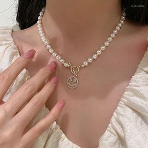 Anhänger Halsketten Elegante Perlenkette Perlenhalsband Trend Kristall Lächeln Penadnt Kette Valentinstag Geschenk Boho Schmuck