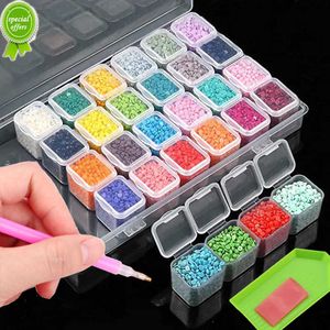 28/56 Girds Detachable Plastic Storage Box with Label Sticker For Jewelry Nail Art Diamond Painting Accessories Container boxes