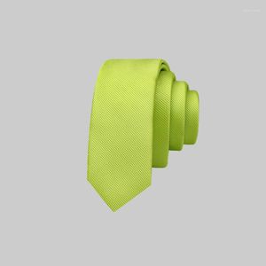 Базу галстуки мод повседневное светло -зеленый худой для мужчин 4 см. Гравата бренд Слим галстук Высококачественный шелк узкий