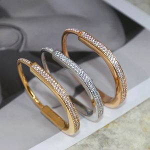 Роскошные дизайнеры Vintage Hot Brand Full Diamond Bracelets Ювелирные изделия для женщин -дизайнерских браслетов Pure 925 Серебряный серебряный браслет для вечеринок