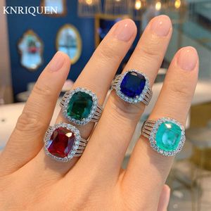 Bant Yüzük Lüks 10*12mm Paraiba Turmalin Zümrüt Ruby Safir Yüzükler Kadınlar İçin Lab Laboratuar Taş Partisi Düğün Güzel Takı Hediyeleri J230517