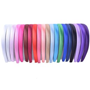 Head Bands 20pcslot 1.5cm genişliğinde saç kasnağı kafa bantları Kadınlar için Saç Bandı Saç Aksesuarları Satin Şeridi Saç Band Kafa Makyaj Sporları 230518